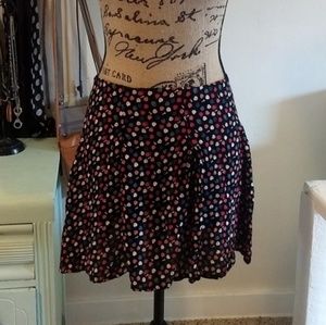 H&M Size 8 Black Heart Print Mini Skirt